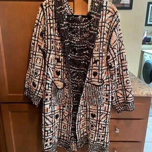 POL Black and Cream Patterned Cardigan